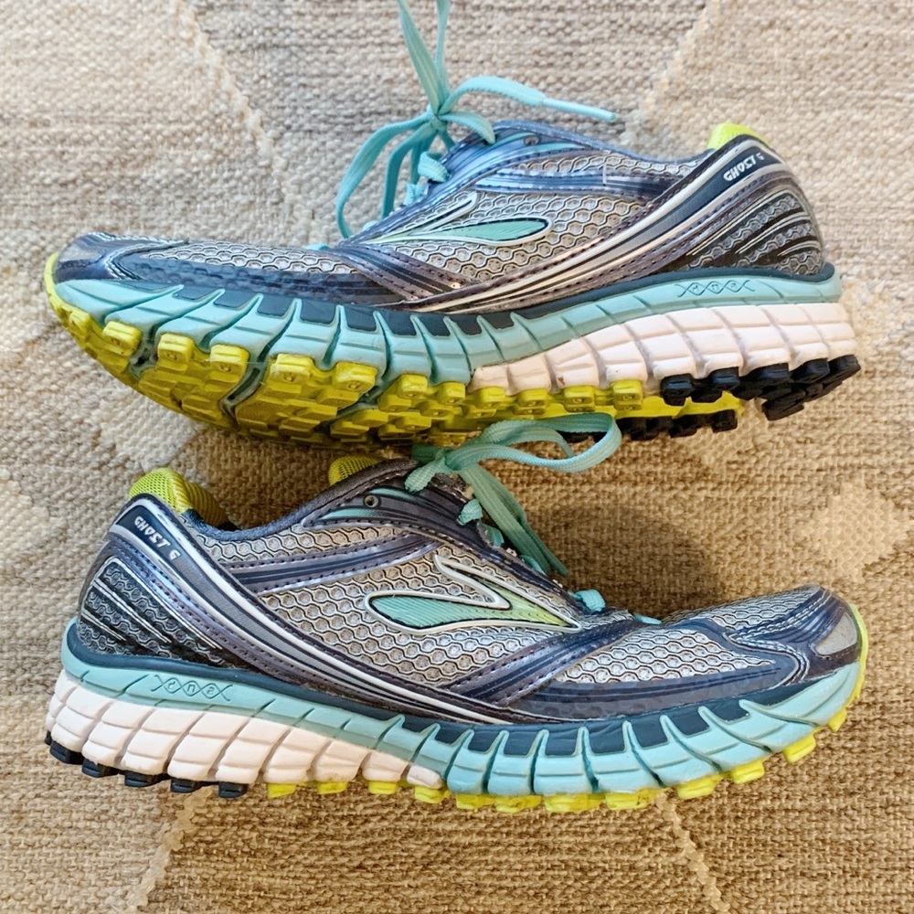 Brooks Ghost 6 Running Shoe